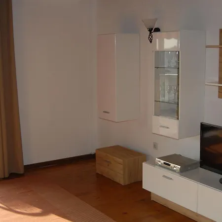 Apartment Dani *